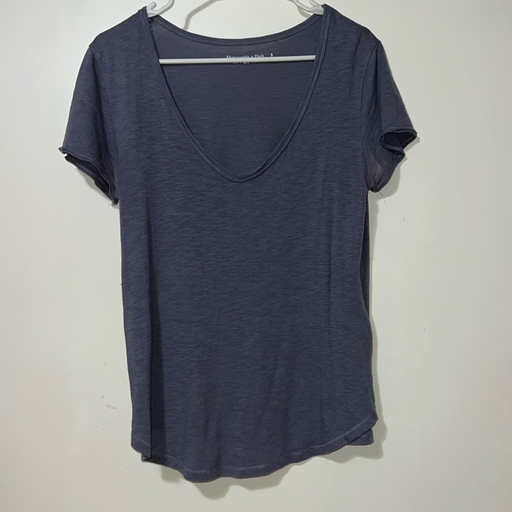 Like New- Abercrombie & Fitch Soft A&F Tee, Size Small, Blue